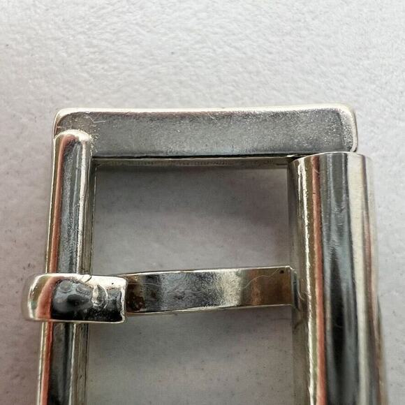 Small Silver Tone Simple Basic Roller Belt Buckle - Picture 6 of 7